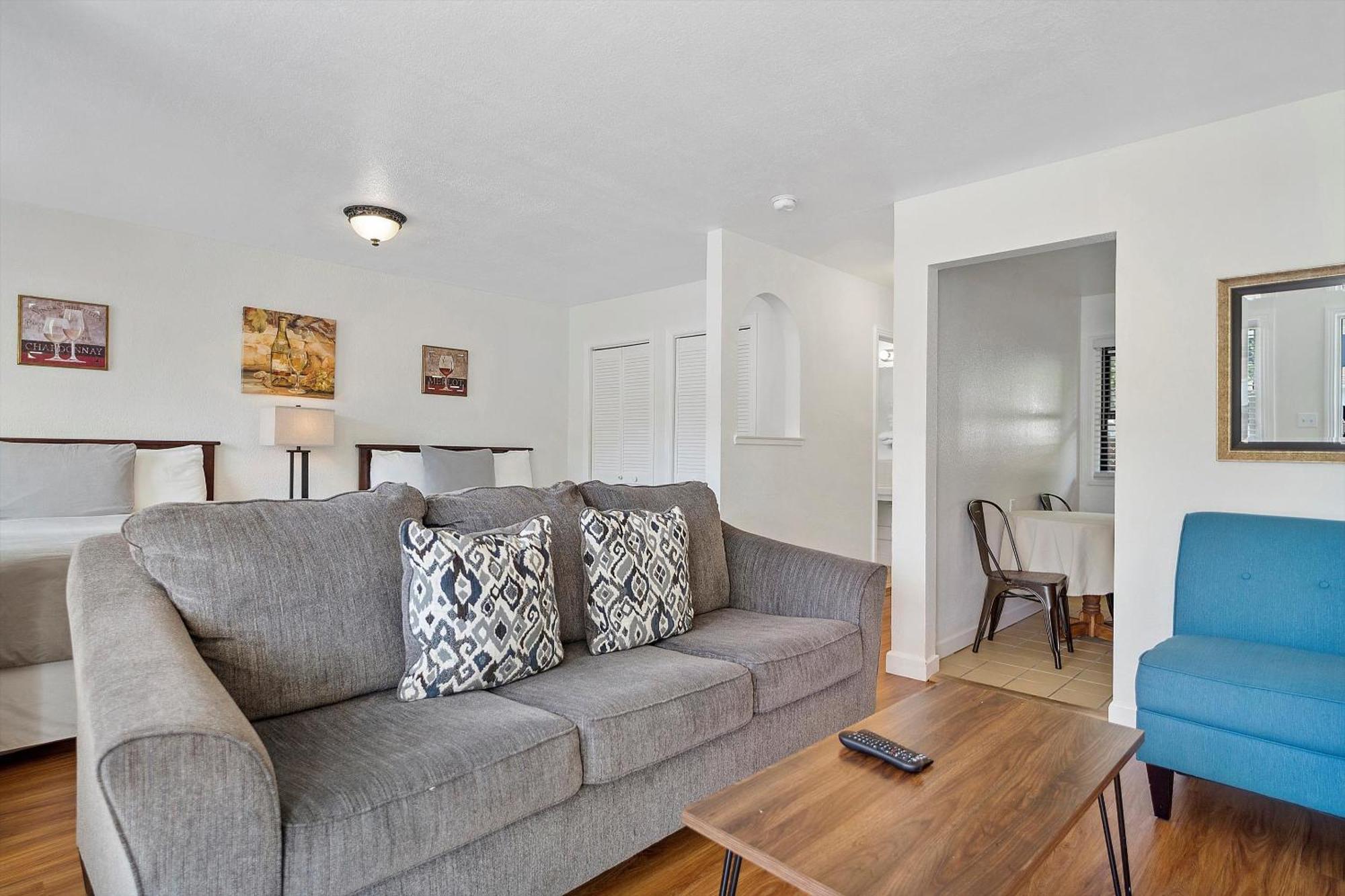 Carlin'S Cottage Court Inn 2*